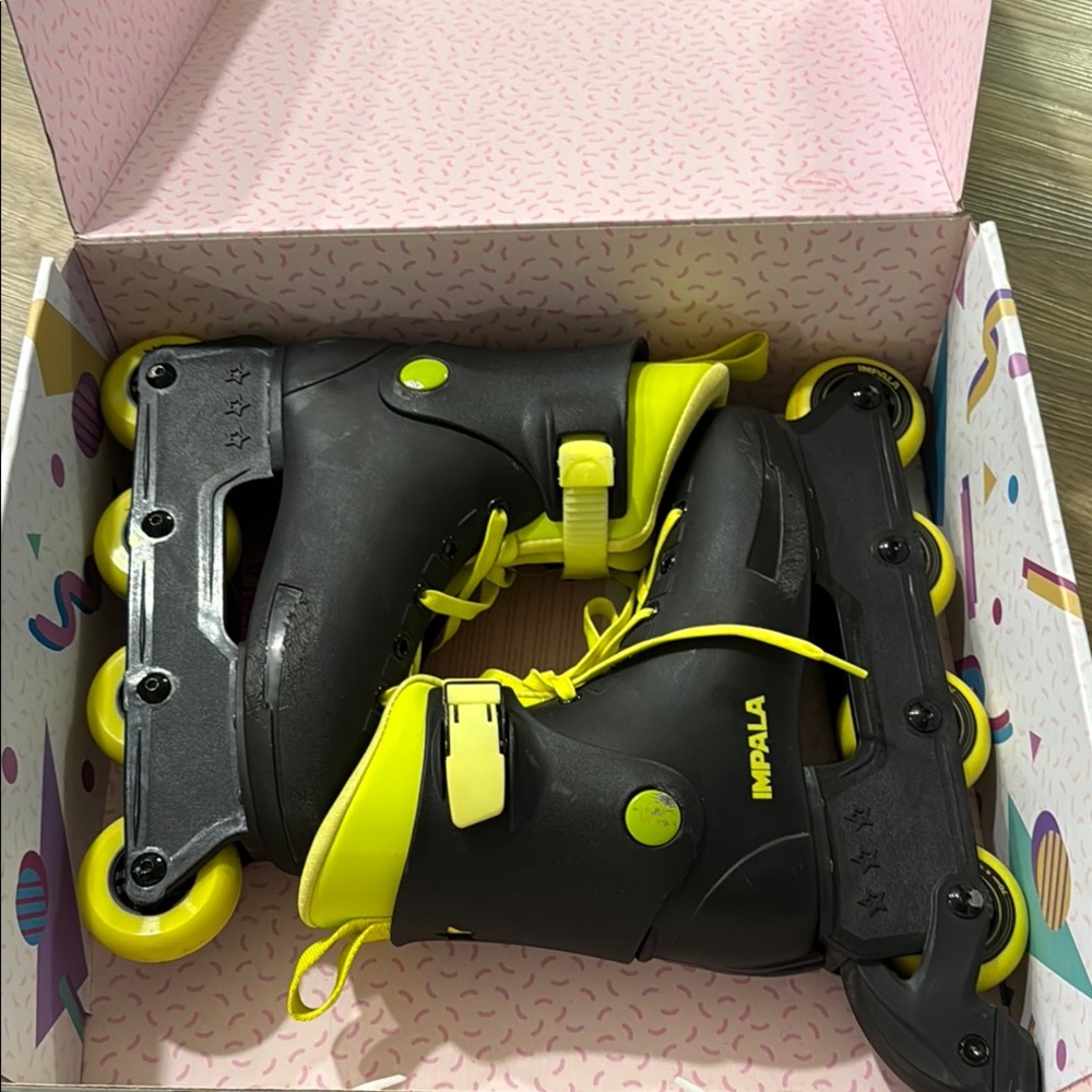 Impala adult Inline Skates, size 8( better for 7 1/2 imo)Black and neon green